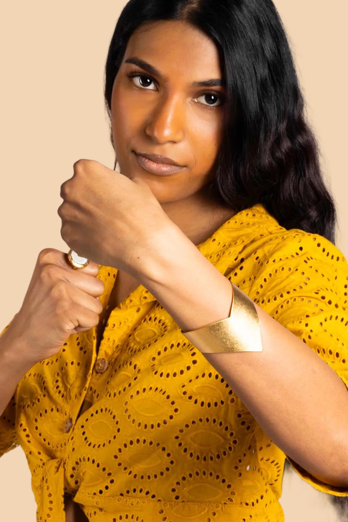 Figus Wonder Woman Gold Bracelet