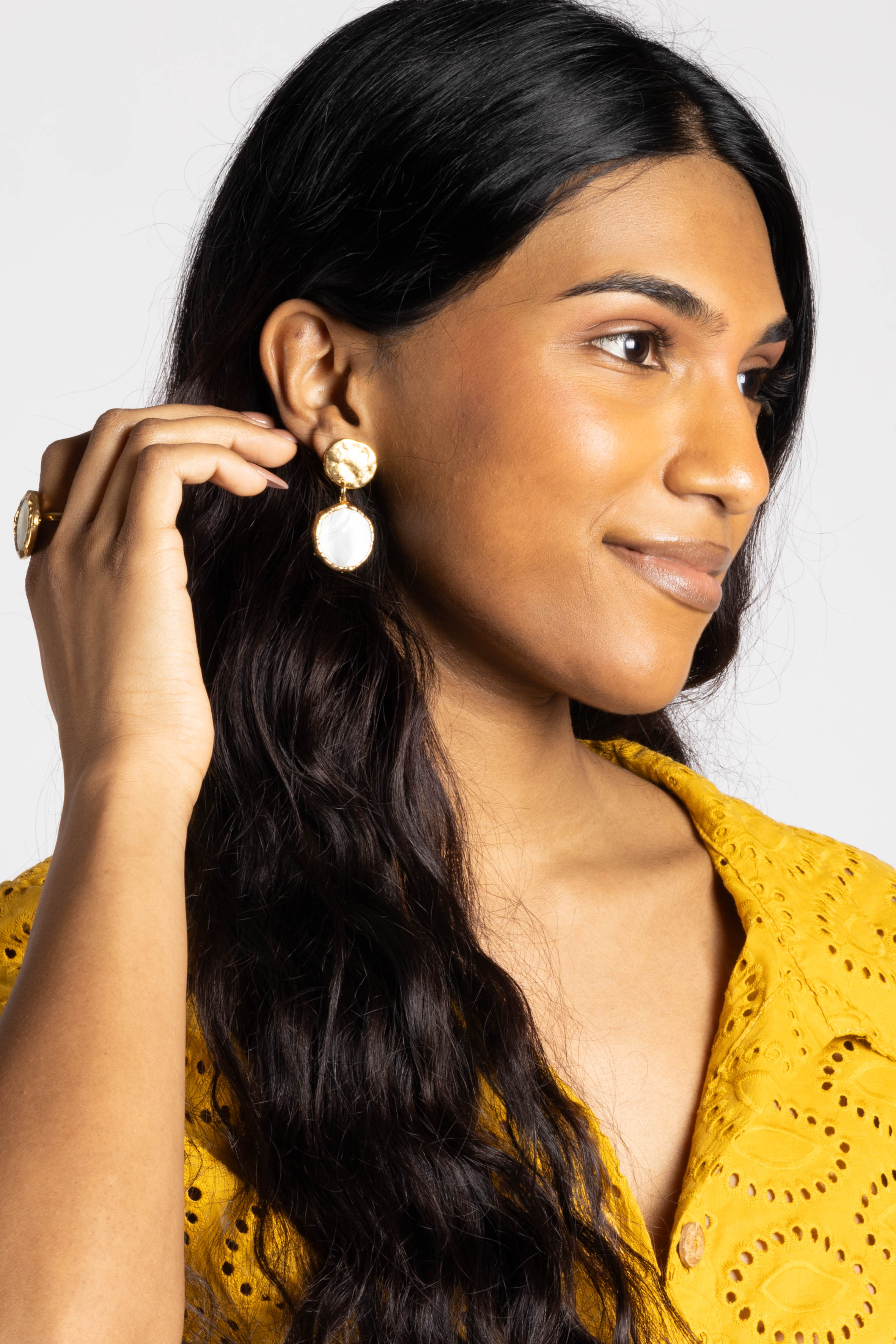 Figus Earring Frame Mother of Pearl