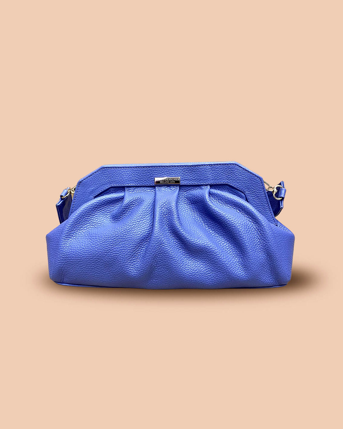 #colore_azzurro serenity