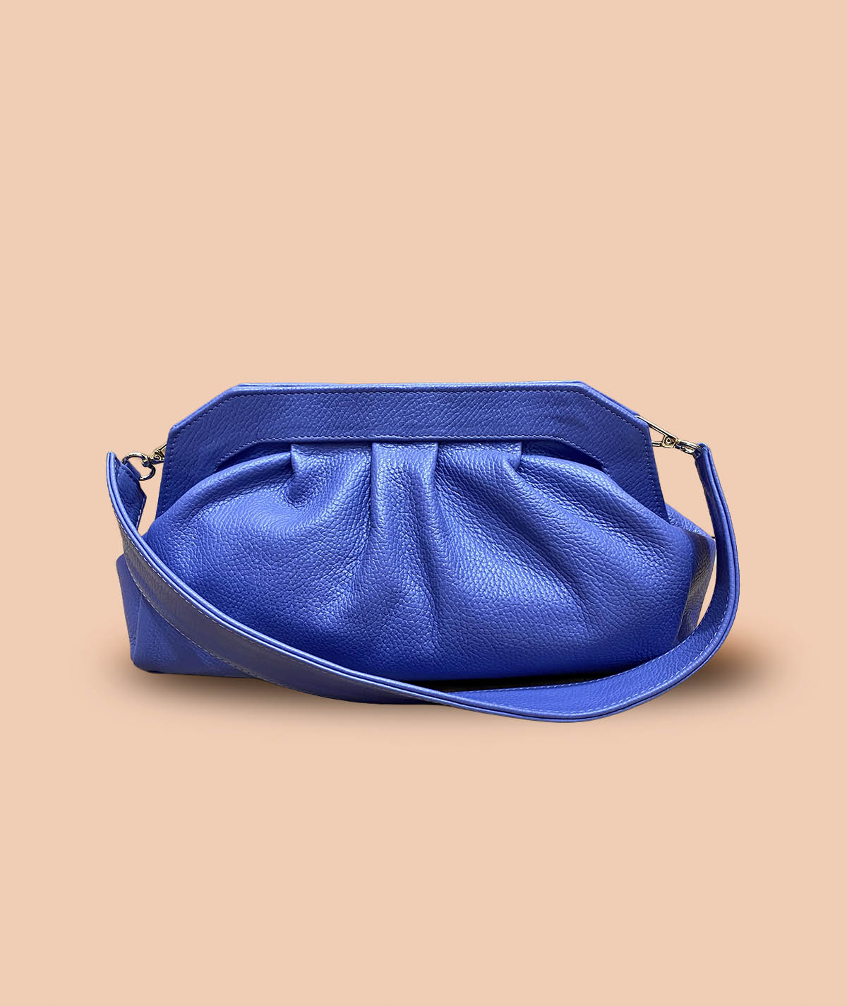 #colore_azzurro serenity