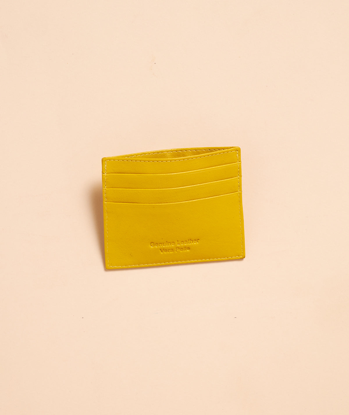 #colore_giallo