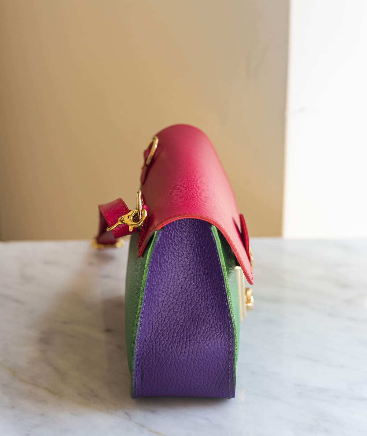#colore_verde, fucsia e viola