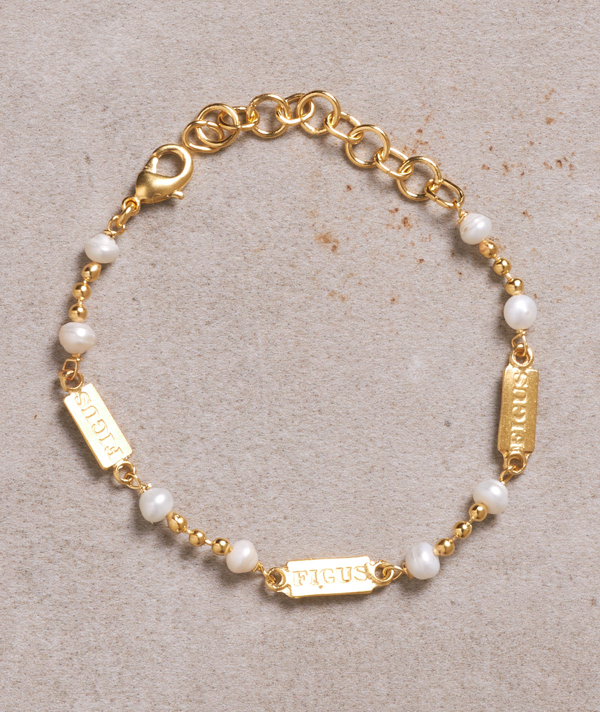 Figus Toilet Pearl Gold Bracelet