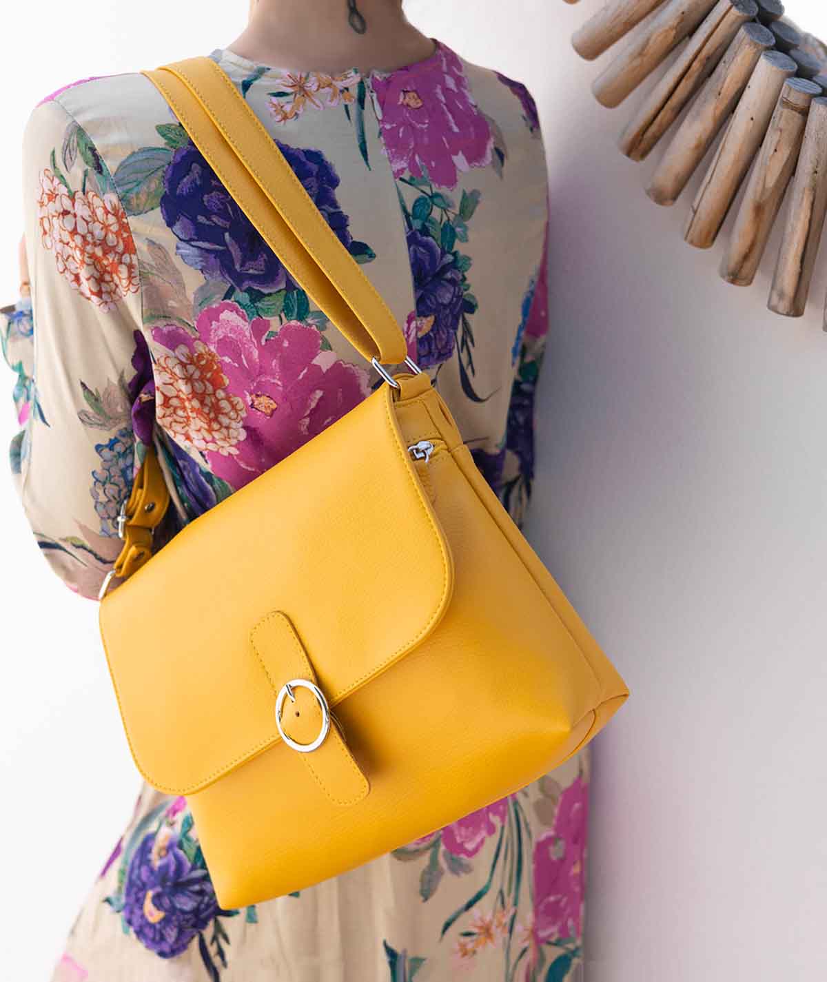 #colore_giallo