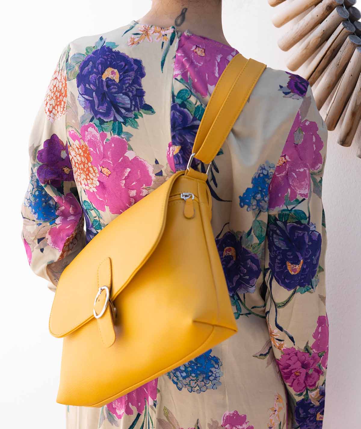 #colore_giallo
