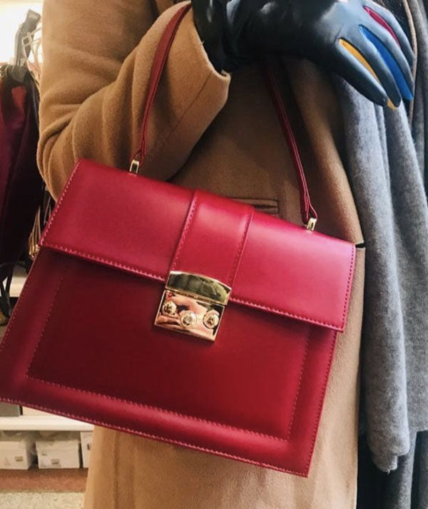 #colore_rosso