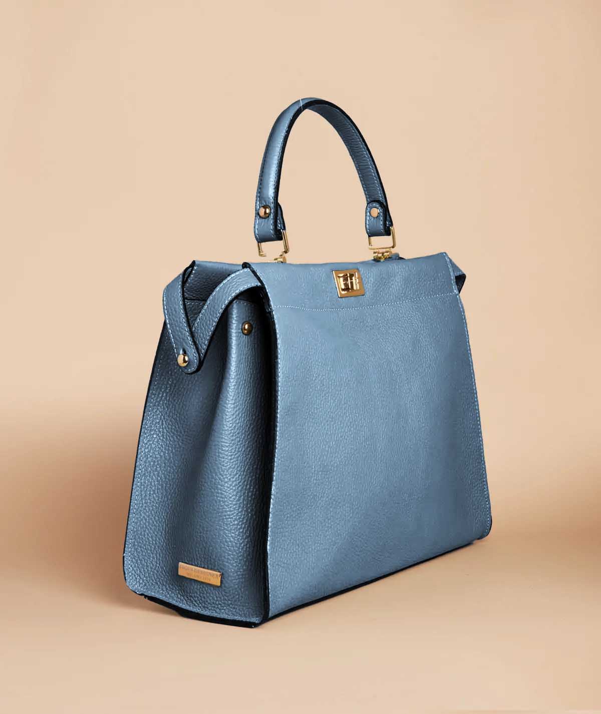 #colore_azzurro dust