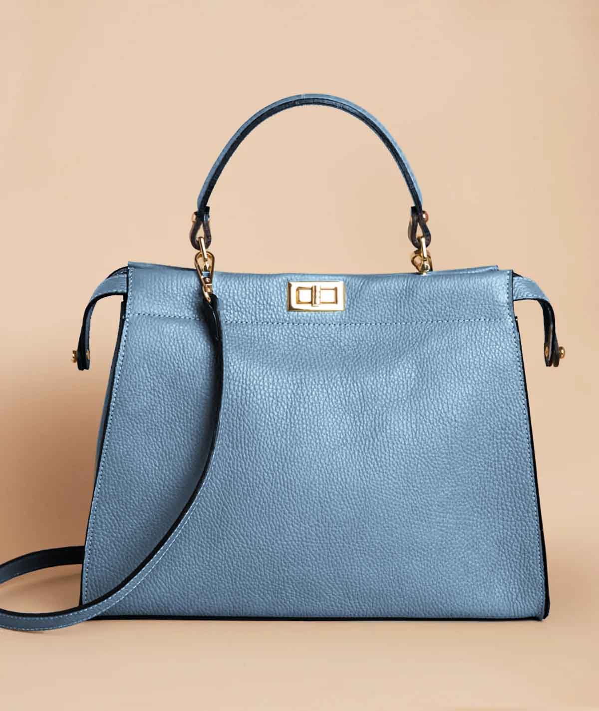 #colore_azzurro dust