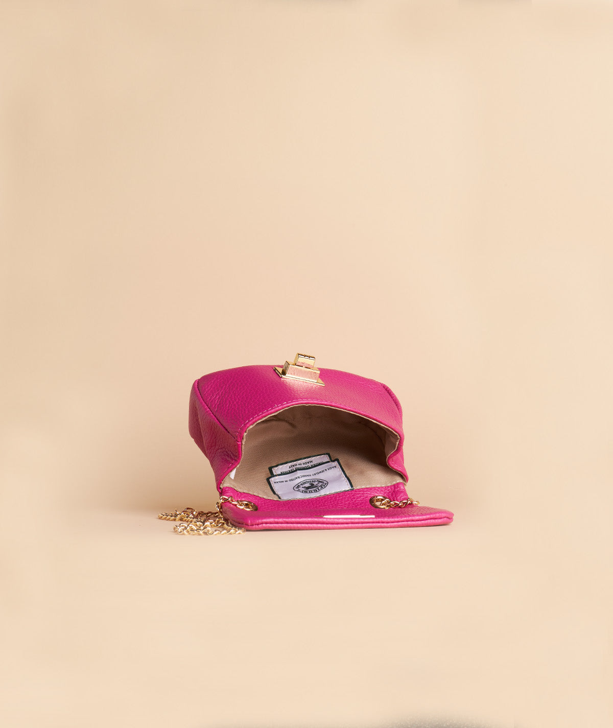 #colore_fucsia
