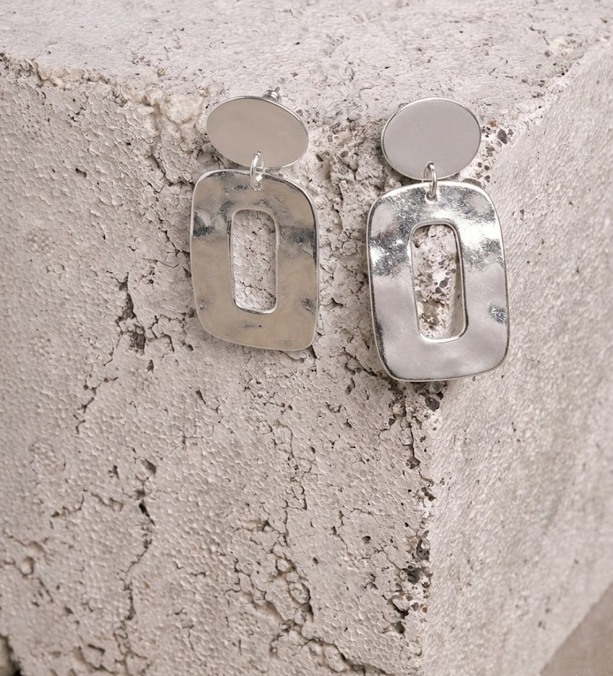 Figus Rectangle Earring with Oval Silver