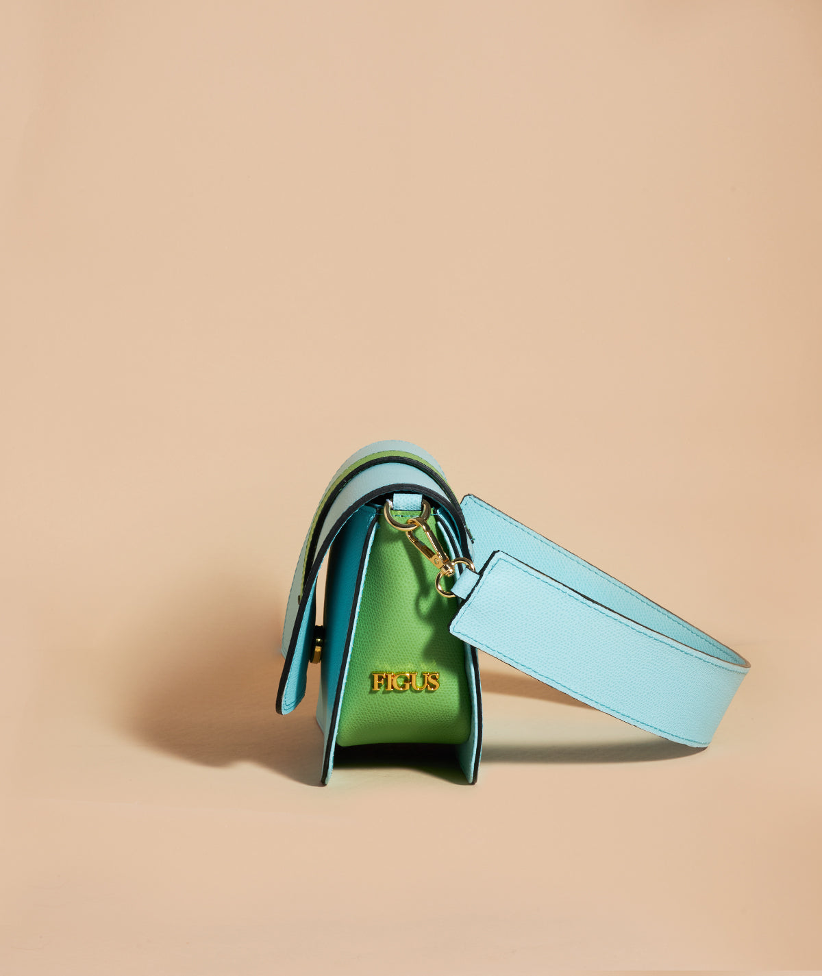 #colore_azzurro e verde