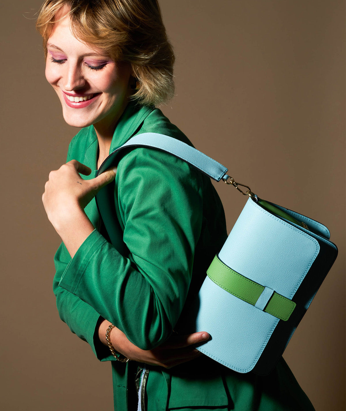 #colore_azzurro e verde