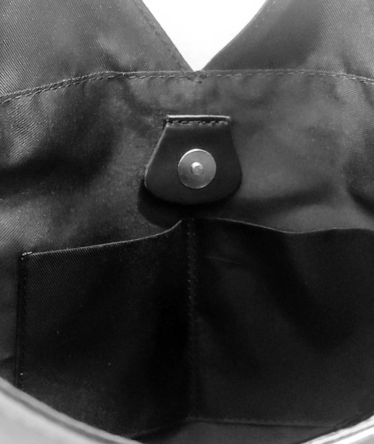 #colore_nero