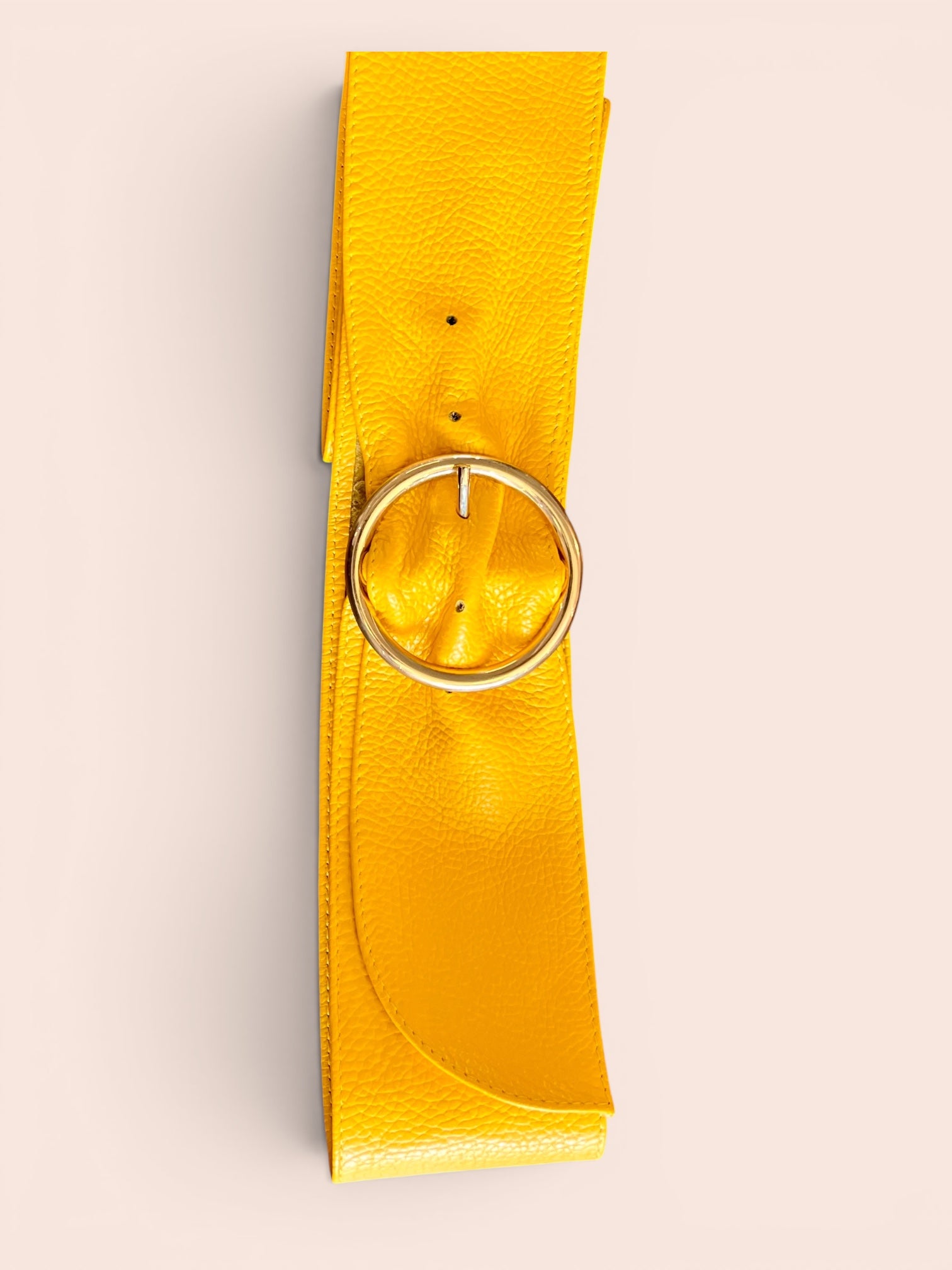 #colore_giallo