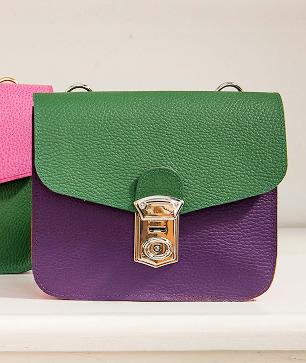 #colore_green and purple