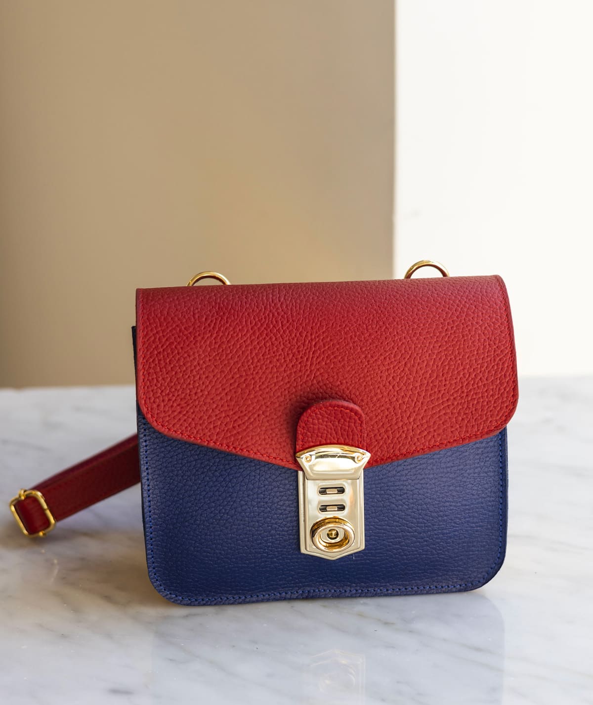 #colore_blue and red