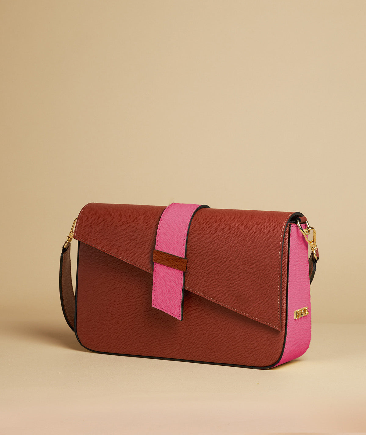 #colore_cioccolato e fucsia