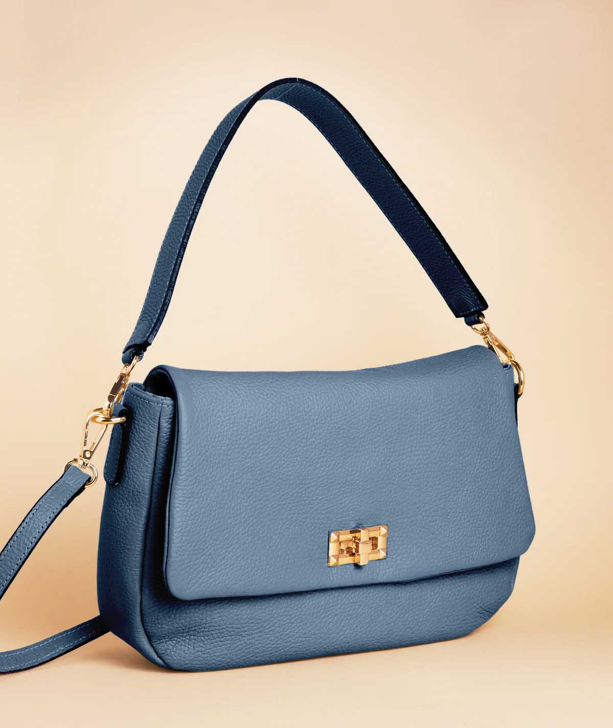 #colore_azzurro dust
