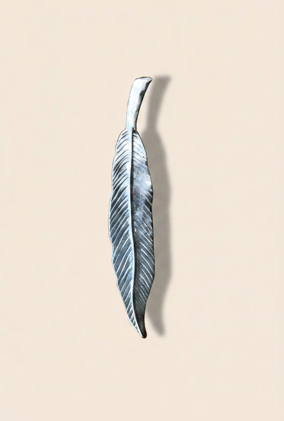 Figus Feather Open Pin Silver