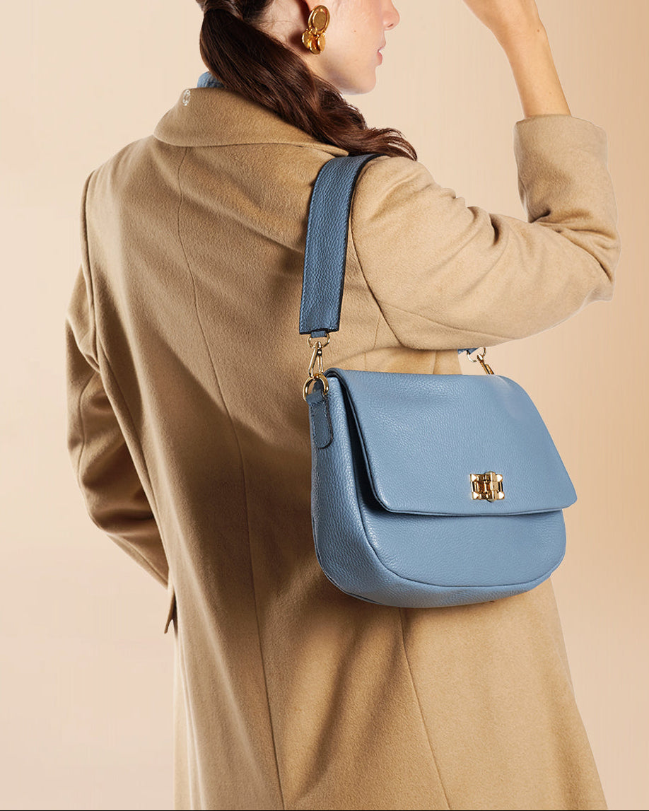 #colore_azzurro dust