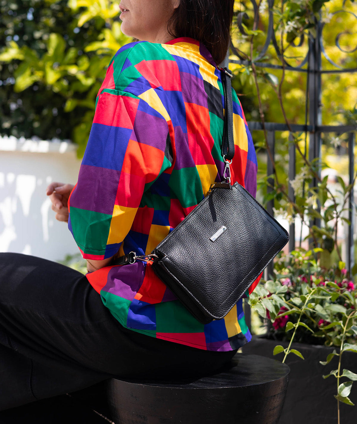 #colore_nero