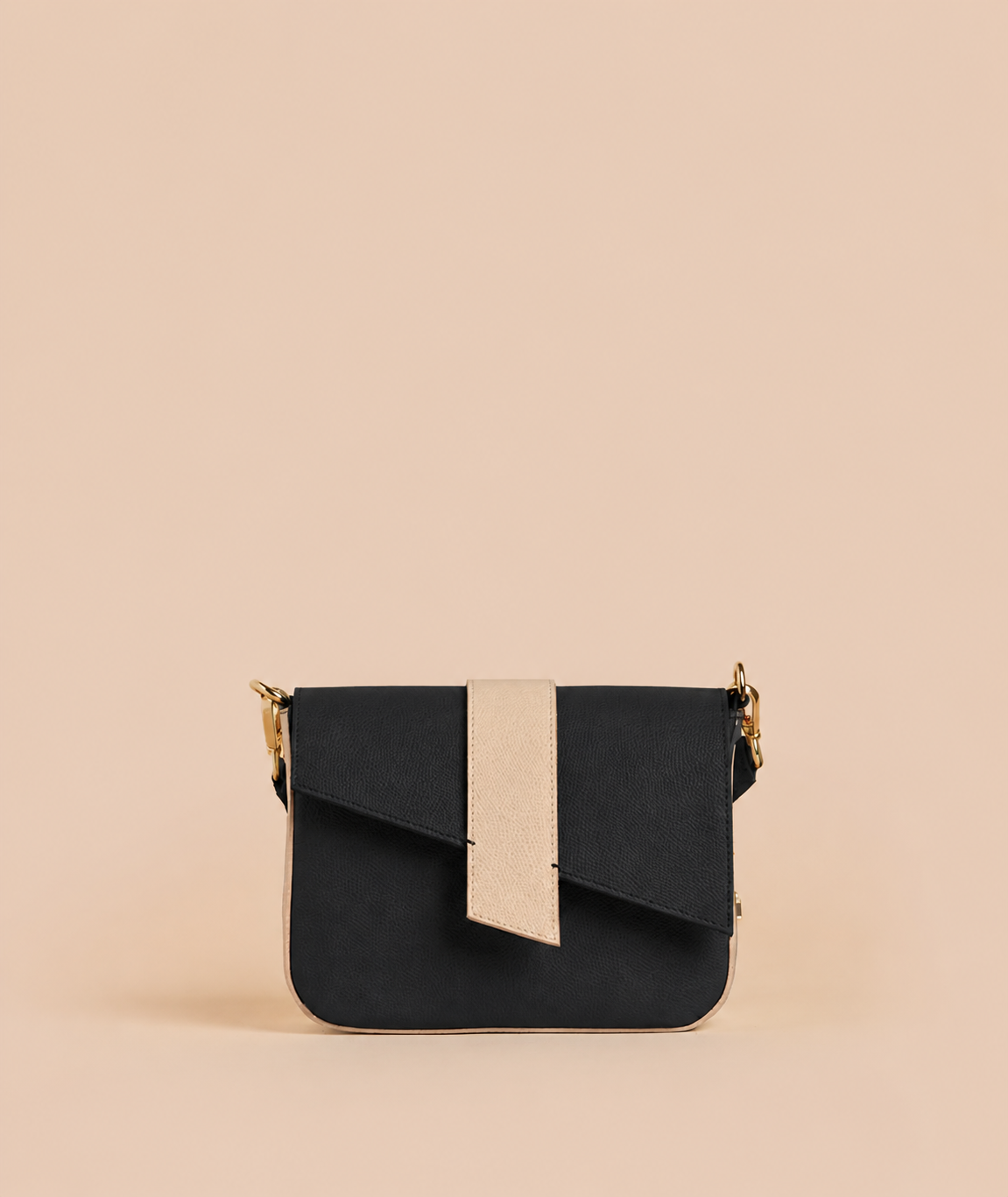 #colore_nero e beige