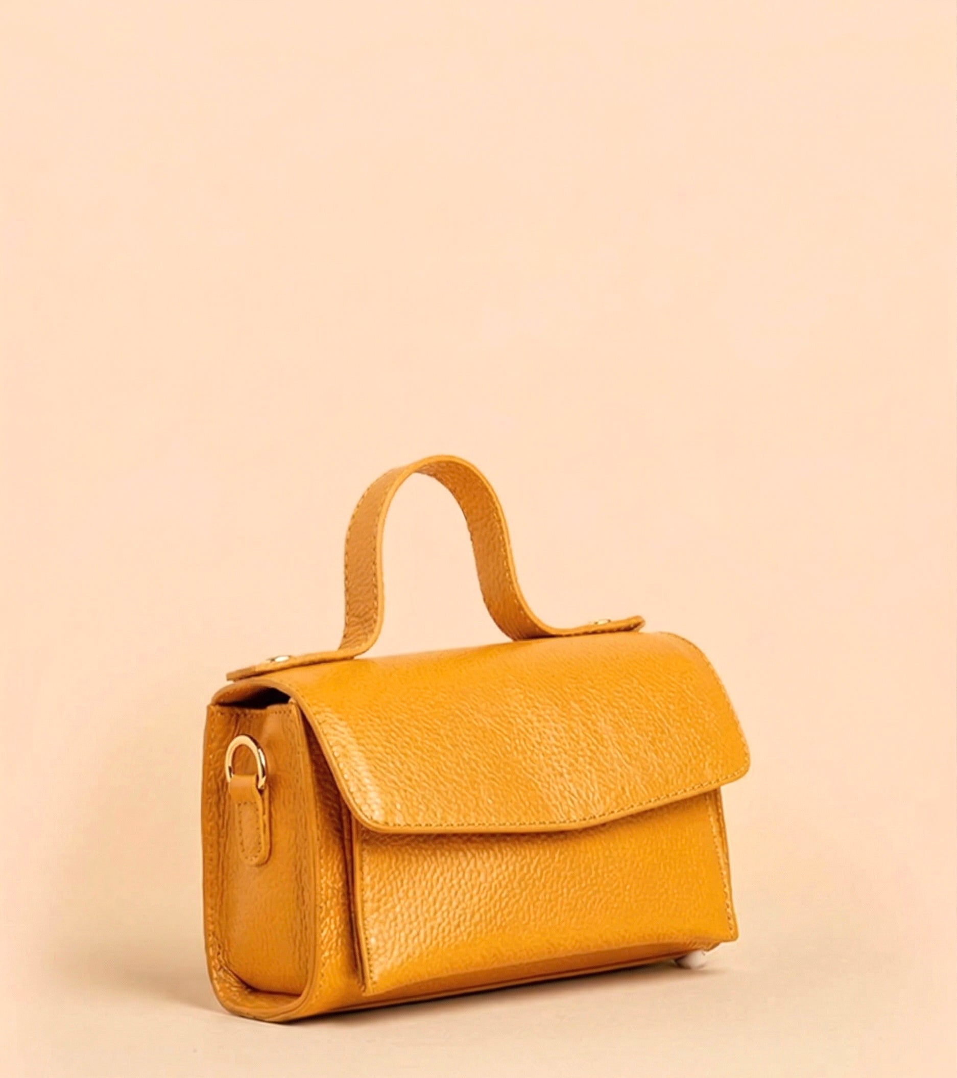 #colore_giallo