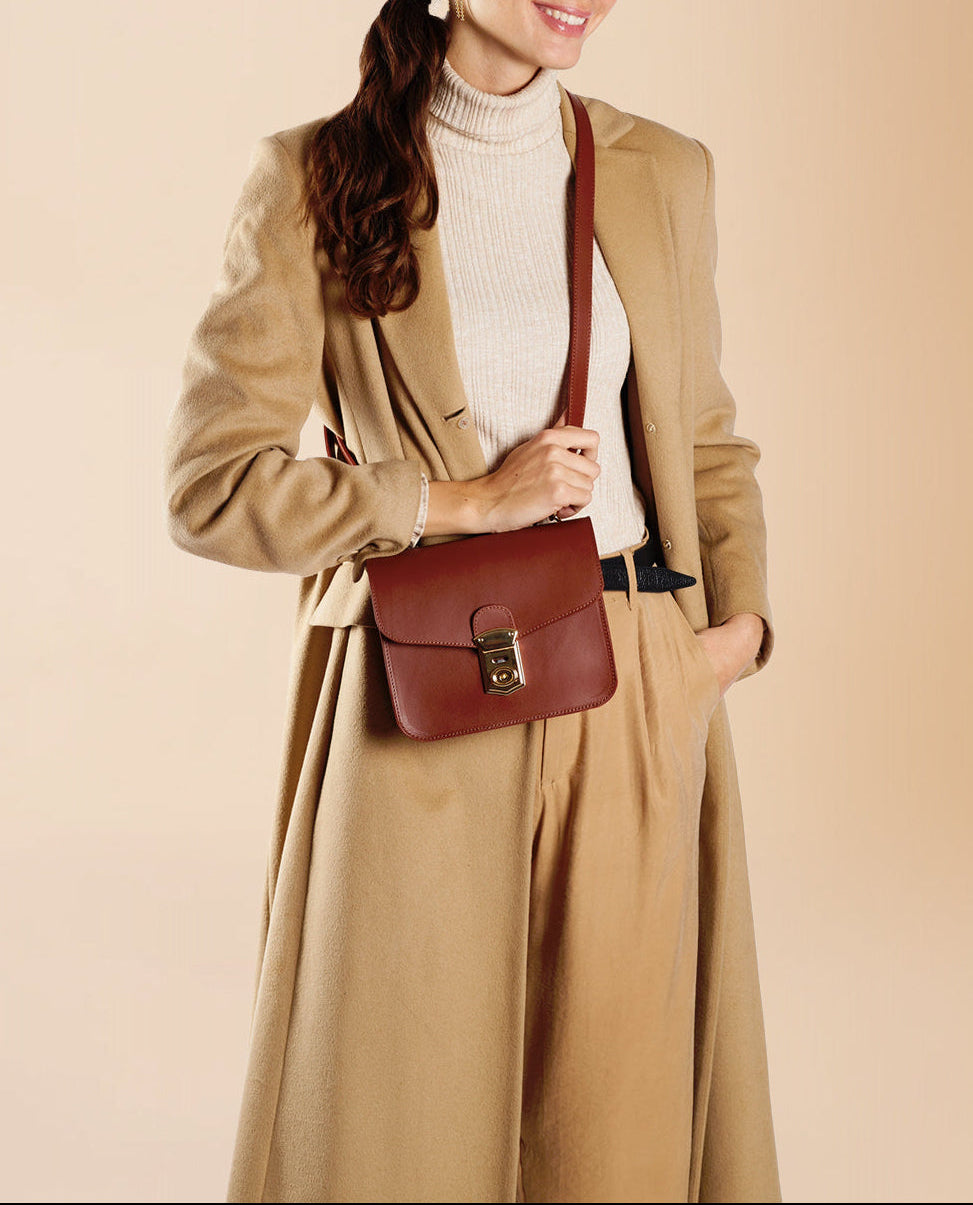 #colore_leather brown