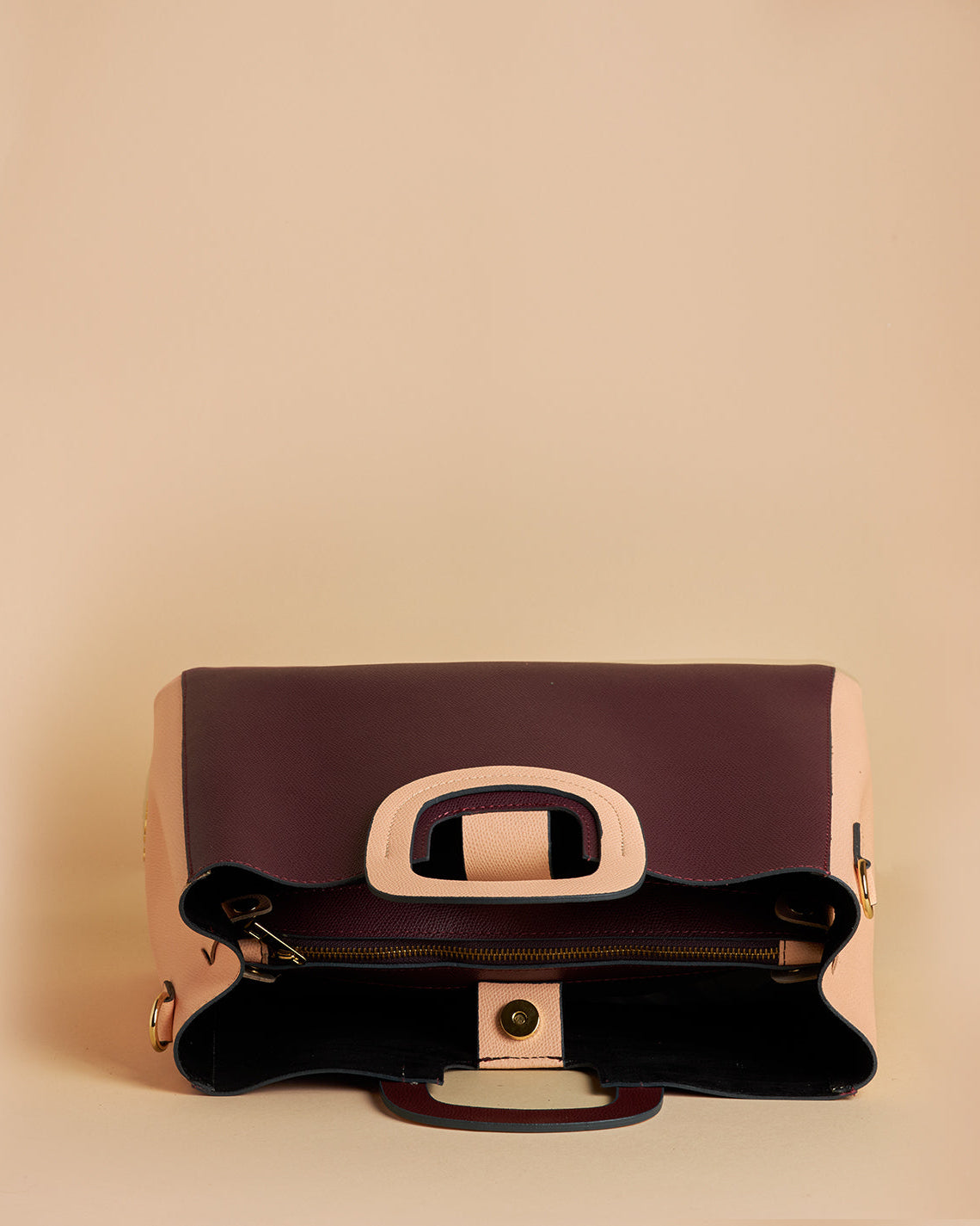 #colore_burgundy and powder pink