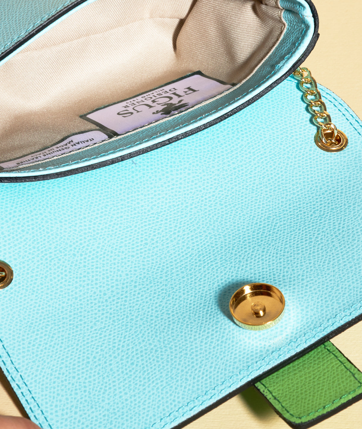 #colore_azzurro e verde
