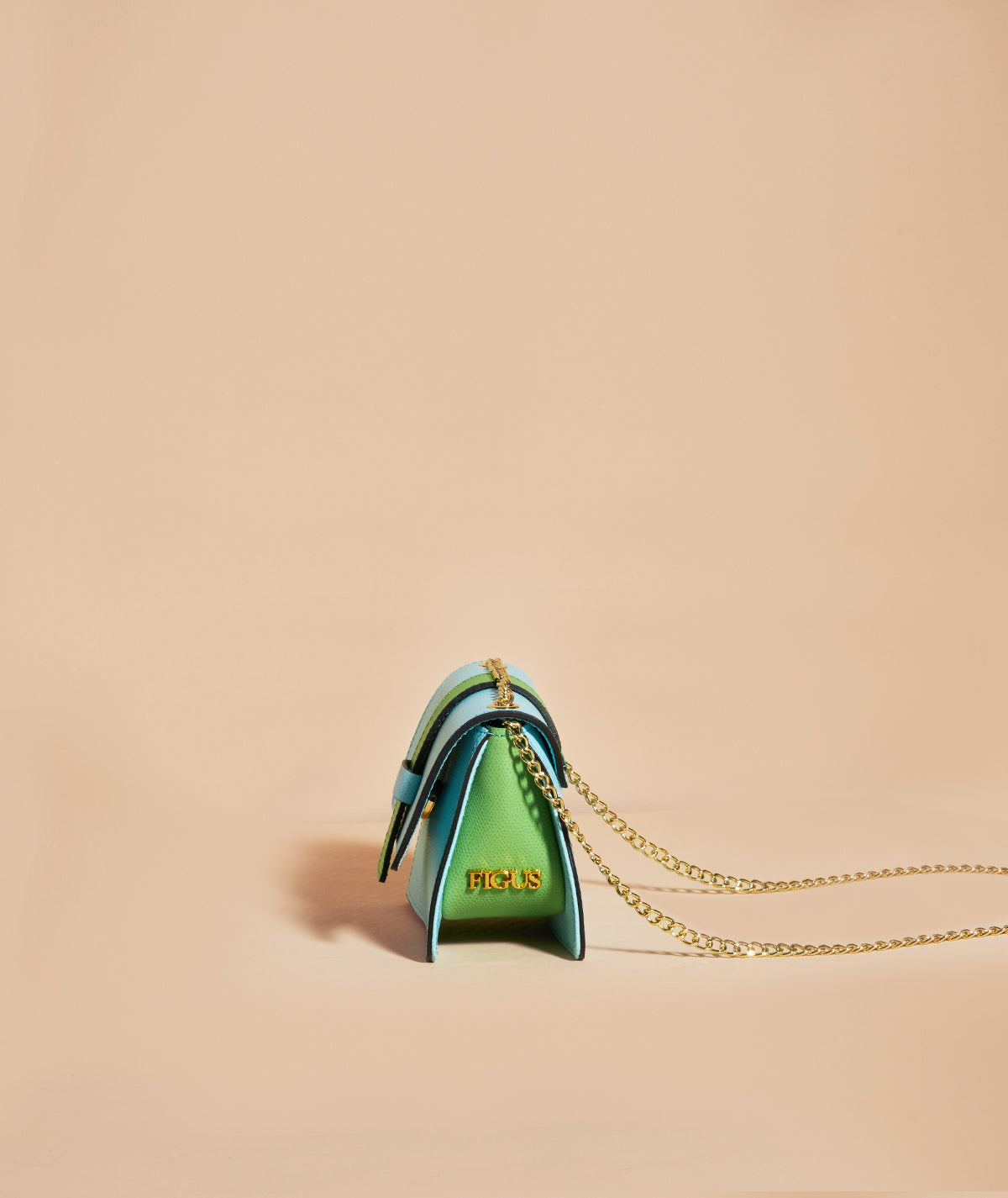 #colore_azzurro e verde